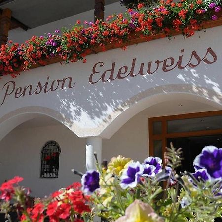Pensione Edelweiss St. Kassian Exterior foto